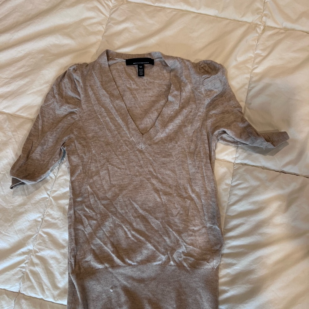 Gray V-Neck Sweater White House Black market xs